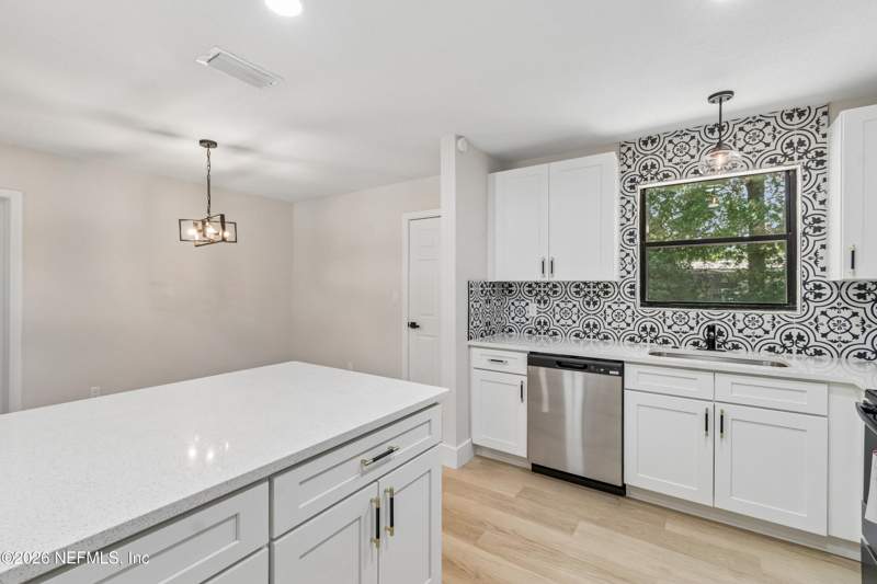 4 bedroom Single Family Residence at 2926 Searchwood Drive, Arlington Hills, Jacksonville — photo 5