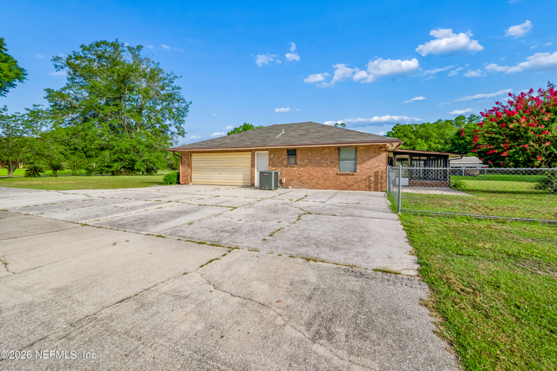4 bedroom Single Family Residence at 1206 Raiford Road, Starke, Starke — photo 2