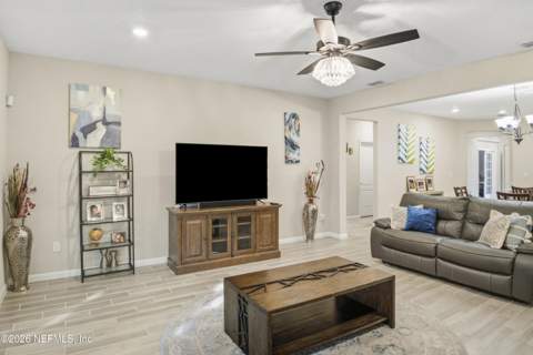 9906 Pavnes Creek Drive, Jacksonville FL - photo 12 of 38