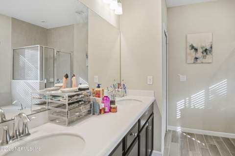 9906 Pavnes Creek Drive, Jacksonville FL - photo 17 of 38