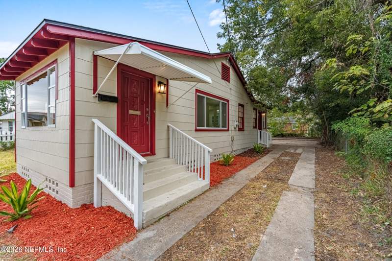3 bedroom Single Family Residence at 4817 Manchester Road, Lake Shore Estates, Jacksonville — photo 2