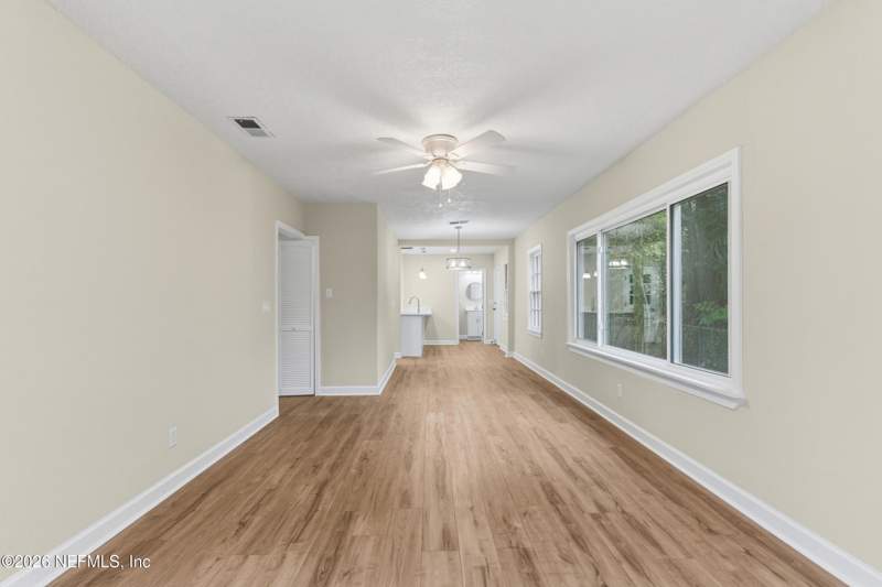 3 bedroom Single Family Residence at 4817 Manchester Road, Lake Shore Estates, Jacksonville — photo 5