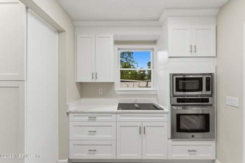 4817 Manchester Road, Jacksonville FL - photo 9 of 28