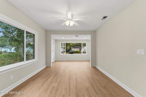 4817 Manchester Road, Jacksonville FL - photo 14 of 28