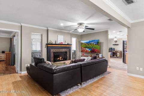 12533 Remler Drive, Jacksonville FL - photo 8 of 33