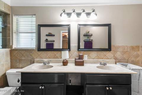 12533 Remler Drive, Jacksonville FL - photo 18 of 33