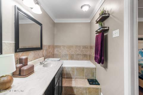 12533 Remler Drive, Jacksonville FL - photo 20 of 33