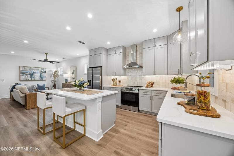 3 bedroom Single Family Residence at 706 S 9th Street, City Of Fernandina Beach, Fernandina Beach — photo 3