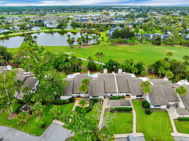 525 QUAIL POINTE Lane