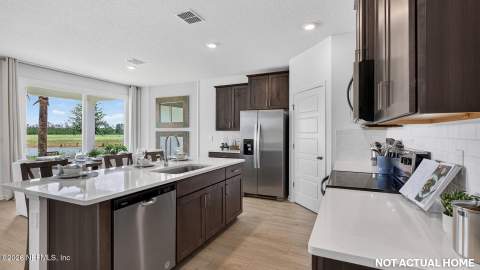 350 Grand Beacon Boulevard, Jacksonville FL - photo 6 of 54