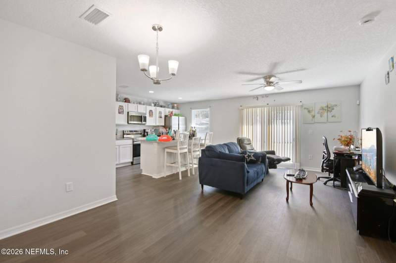 3 bedroom Single Family Residence at 6212 Leona Street, Lincoln Villas, Jacksonville — photo 4