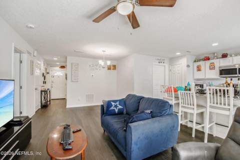 6212 Leona Street, Jacksonville FL - photo 7 of 30