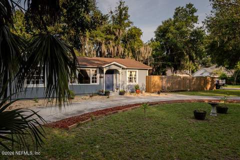 309 Sandra Road, Jacksonville FL - photo 7 of 35