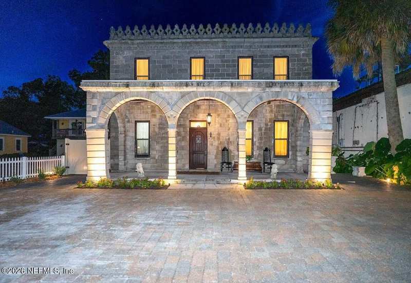 3 bedroom Single Family Residence at 33 Old Mission Avenue, Garnett Addition, St. Augustine — photo 1