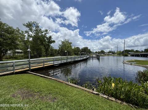 5615 San Juan Avenue #112, Jacksonville FL - photo 8 of 37