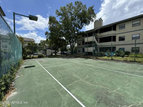5615 San Juan Avenue #112, Jacksonville FL - photo 10 of 37