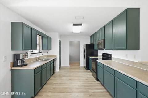 2034 Belhaven Drive, Orange Park FL - photo 9 of 33
