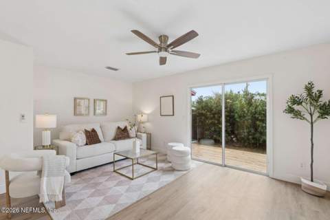 635 6th Avenue, Jacksonville Beach FL - photo 6 of 25