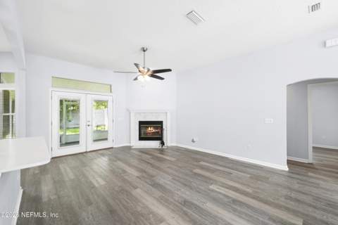 2154 Softwind Trail, Jacksonville FL - photo 15 of 51