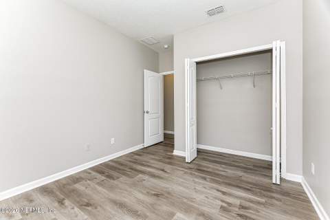 9967 Pavnes Creek Drive, Jacksonville FL - photo 18 of 21