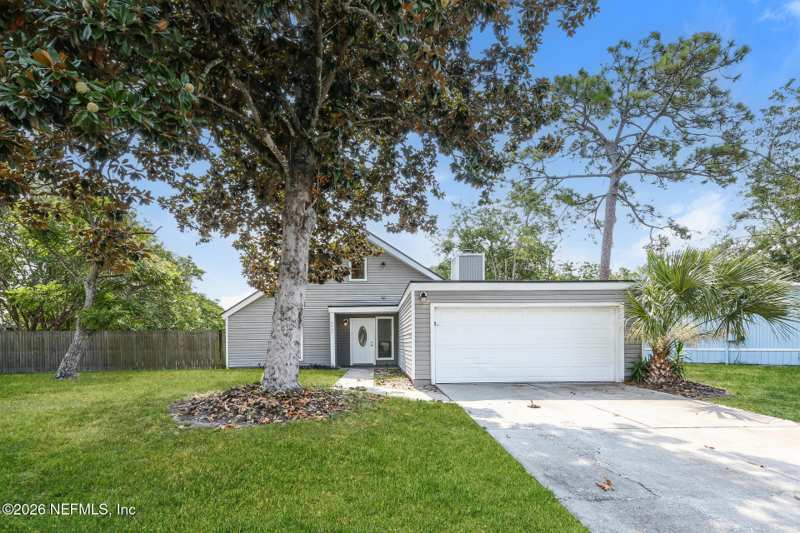 3 bedroom Single Family Residence at 2437 Oakview Drive, Summer Trees, Jacksonville — photo 1