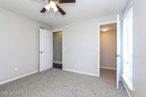 2437 Oakview Drive, Jacksonville FL - photo 19 of 22