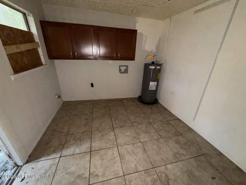 6880 Tinkerbell Lane, Jacksonville FL - photo 11 of 11