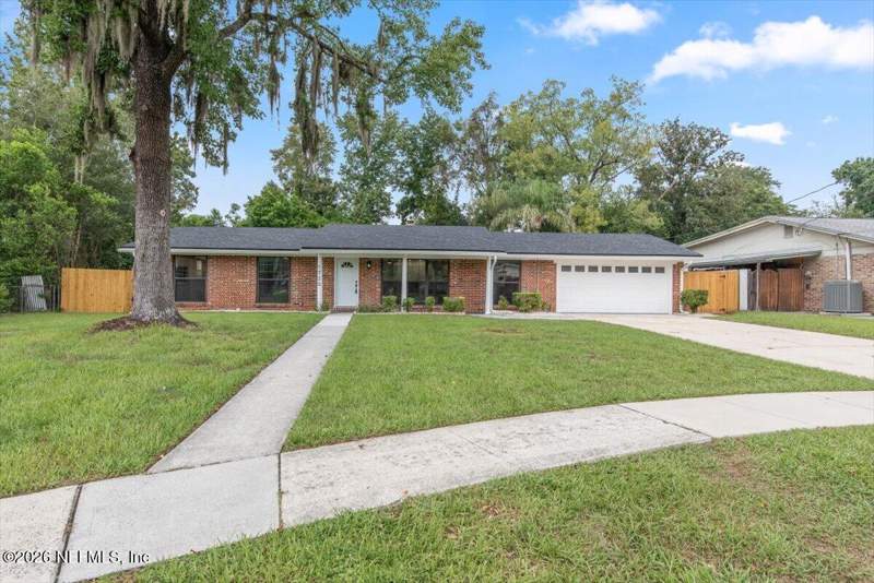 4 bedroom Single Family Residence at 1720 Bay Circle, Grove Park, Orange Park — photo 2