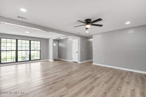 1720 Bay Circle, Orange Park FL - photo 13 of 45