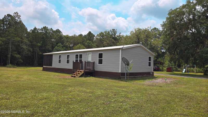 3 bedroom Manufactured Home at 20331 NW 71st Place, **verifying Subd**, Starke — photo 1