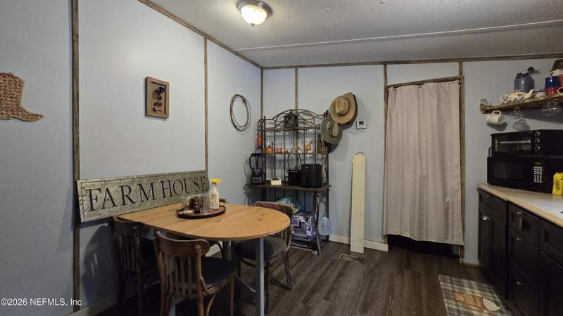 3 bedroom Manufactured Home at 20331 NW 71st Place, **verifying Subd**, Starke — photo 4
