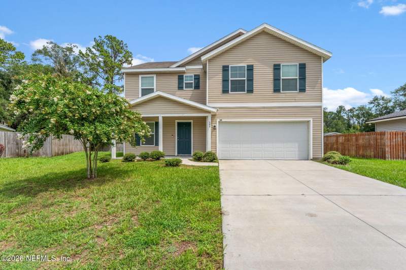 4 bedroom Single Family Residence at 545 Lissie Court, Old Town, Macclenny — photo 2