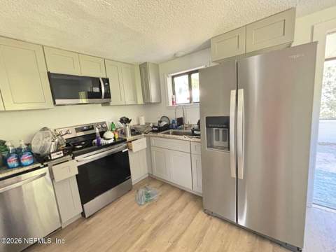 9834 Winston Street, Jacksonville FL - photo 7 of 19