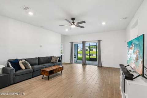 9729 Gaynor Circle, Jacksonville FL - photo 15 of 85