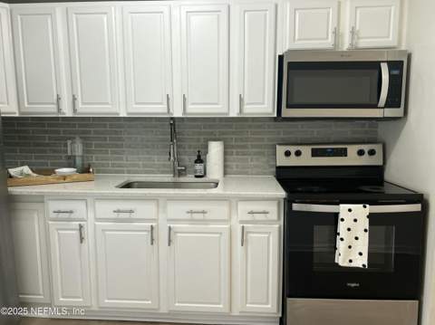13603 Lyle Road, Jacksonville FL - photo 12 of 35