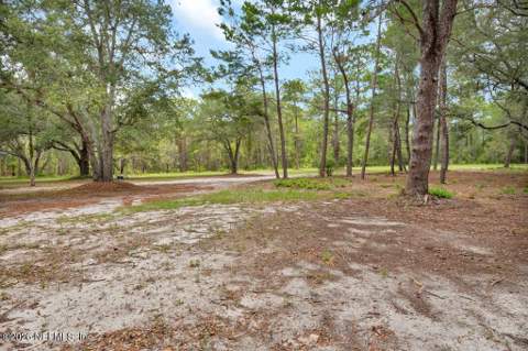 8237 Forest Hills Road, Melrose FL - photo 18 of 37