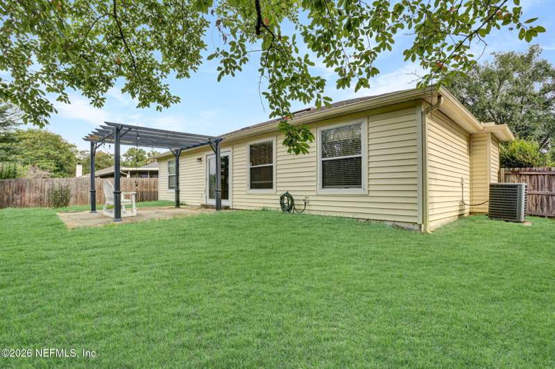 3 bedroom Single Family Residence at 2925 College Park Drive, College Park, Middleburg — photo 5