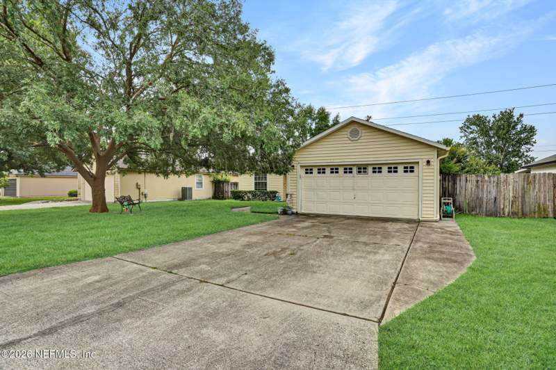 3 bedroom Single Family Residence at 2925 College Park Drive, College Park, Middleburg — photo 4