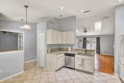 2925 College Park Drive, Middleburg FL - photo 15 of 26