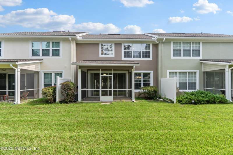 3 bedroom Townhouse at 6486 Yellow Leaf Court, Hawthorn, Jacksonville — photo 2
