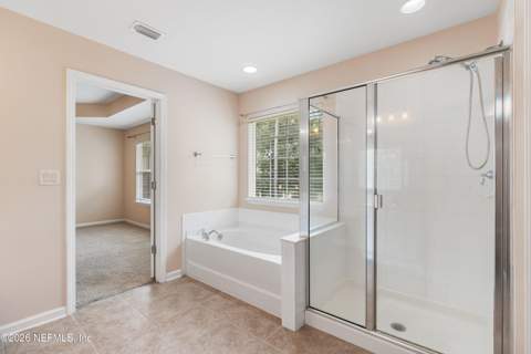6486 Yellow Leaf Court, Jacksonville FL - photo 15 of 34
