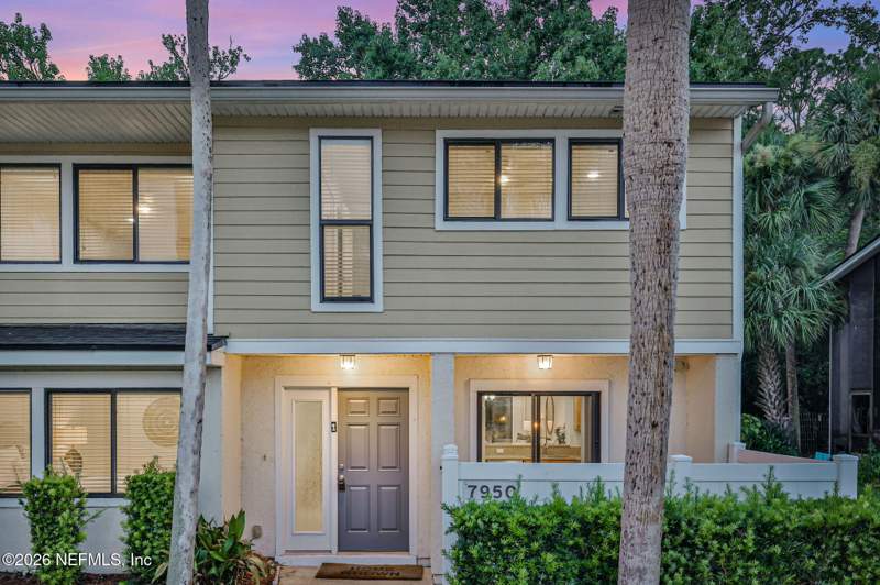4 bedroom Condominium at 7950 Los Robles Court #7950, Los Lagos, Jacksonville — photo 4