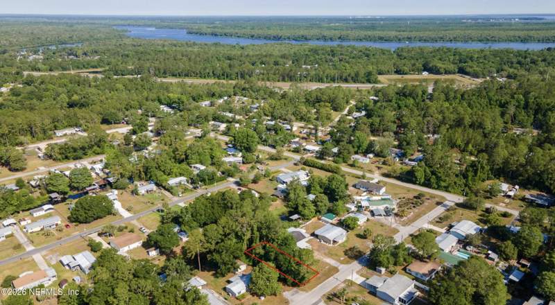 Unimproved Land at 109 Shoreline Avenue, St Johns River Ests, Satsuma — photo 4