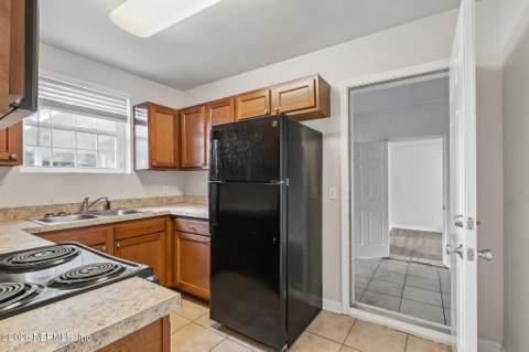 5059 FRENCH Street, Jacksonville FL - photo 6 of 34