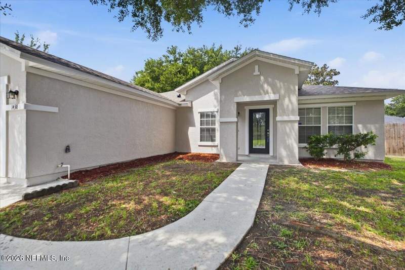 4 bedroom Single Family Residence at 1438 Blues Creek Drive, Crystal Creek, Jacksonville — photo 2