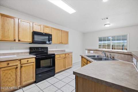 1438 Blues Creek Drive, Jacksonville FL - photo 7 of 21