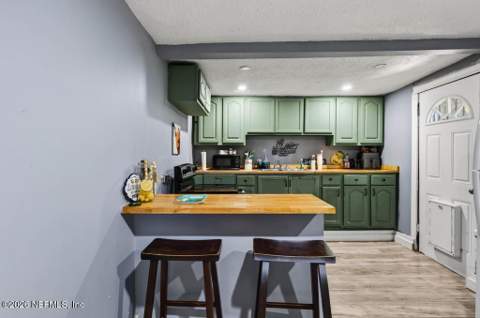 5545 Plymouth Street, Jacksonville FL - photo 10 of 23