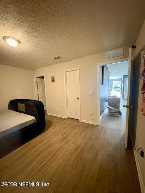 8441 Mc Glothlin Street, Jacksonville FL - photo 8 of 22