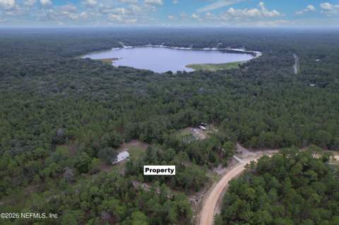 173 Hill Top Loop, Hawthorne FL - photo 12 of 41
