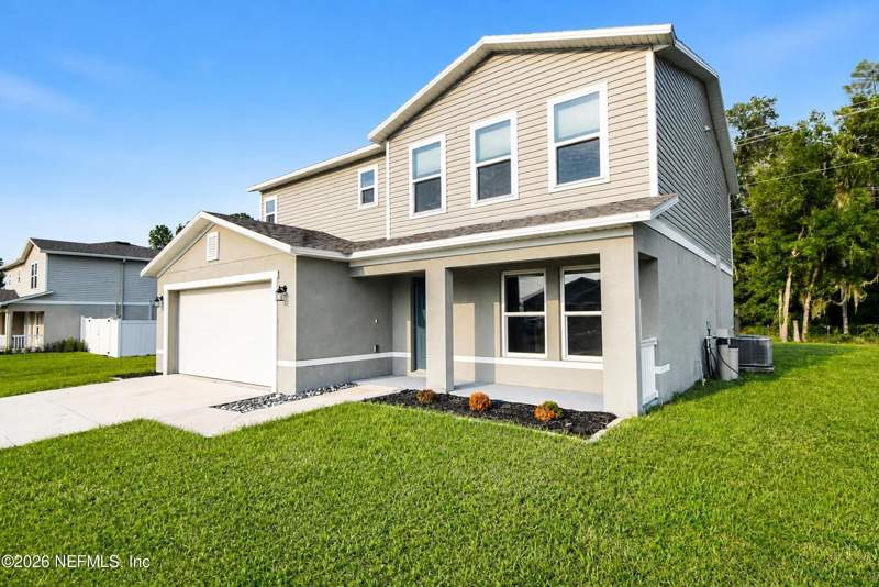 5 bedroom Single Family Residence at 205 River Hill Drive, Welaka Village, Welaka — photo 2